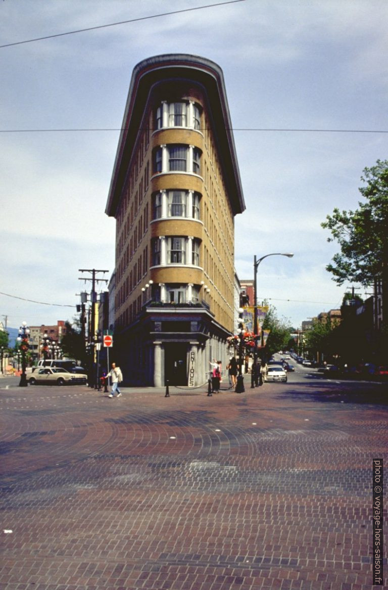 L'hôtel Europe à Gastown. Photo © André M. Winter