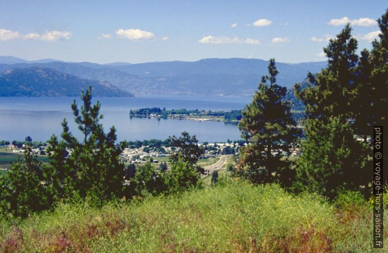 Okanagan Lake. Photo © André M. Winter