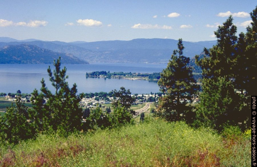 Okanagan Lake. Photo © André M. Winter