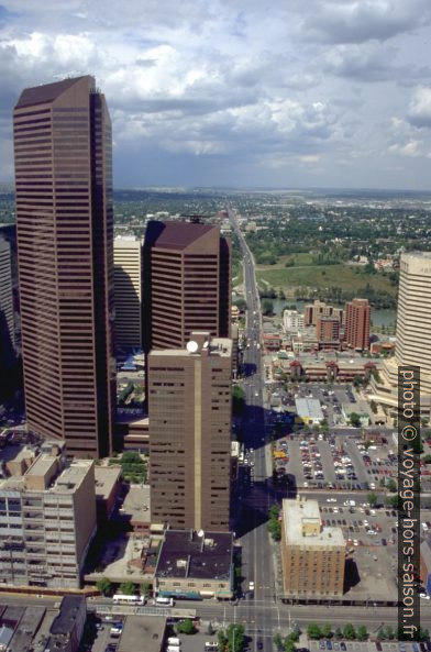 Petro Canada Buildings. Photo © André M. Winter