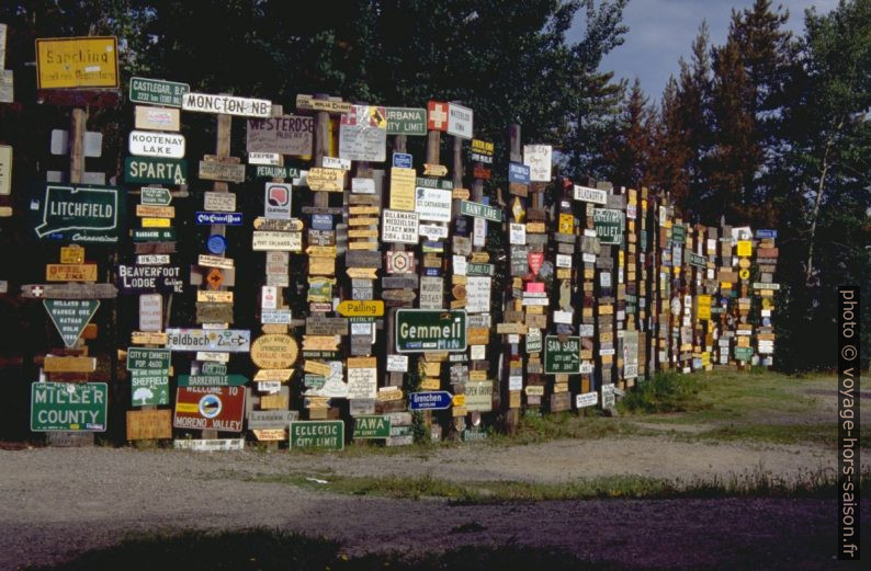 Signpost forest Watson Lake. Photo © André M. Winter