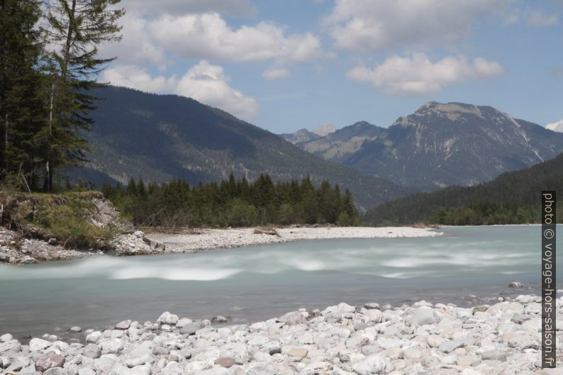 Photographie longue exposition de la rivière Lech. Photo © Alex Medwedeff