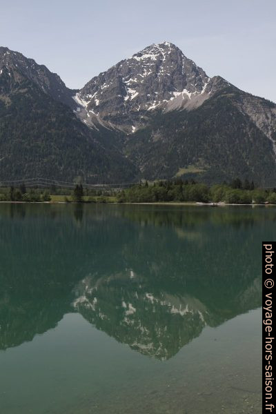 Montagne Thaneller à l'ouest du lac Heiterwanger See. Photo © Alex Medwedeff