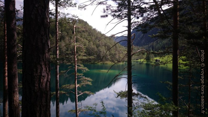 Le lac Fernsteinsee vu de le rive sud. Photo © André M. Winter