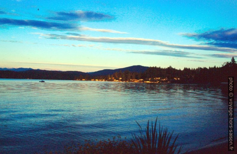 Le soir au bord du Lake Sammamish. Photo © André M. Winter