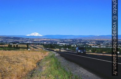 Vue retour sur le Mt. Rainier. Photo © André M. Winter