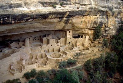 Détail du Cliff Palace de Mesa Verde. Photo © André M. Winter