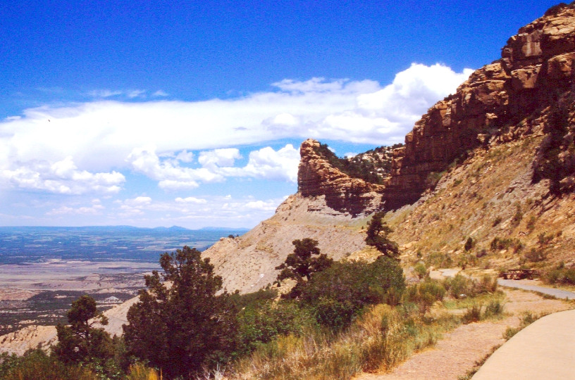 Montezuma Valley Overlook. Photo © André M. Winter
