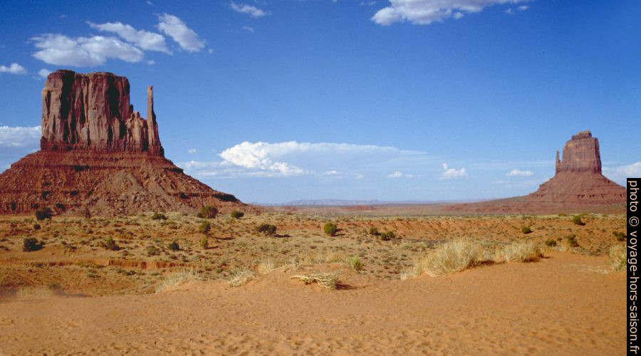 West Mitten Butte et East Mitten Butte. Photo © André M. Winter