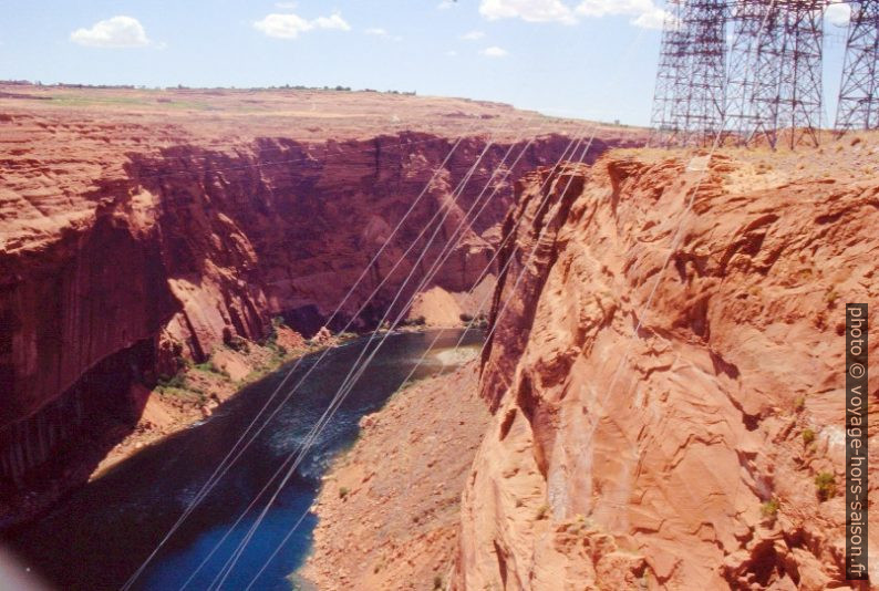 Vue du Colorado River en aval du Glen Canyon Dam. Photo © André M. Winter