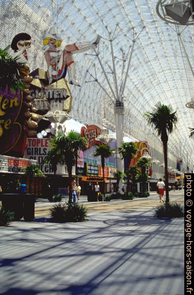 La Freemont Street couverte à Las Vegas. Photo © André M. Winter