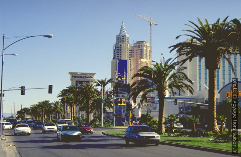 Affichage de la température sur le Las Vegas Boulevard. Photo © André M. Winter