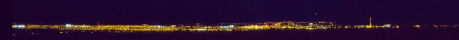 Vue sur Las Vegas du Toiyabe National Forest de nuit. Photo © André M. Winter