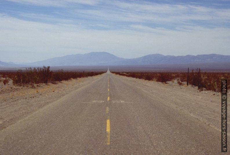 Route dans le Panamint Valley. Photo © André M. Winter