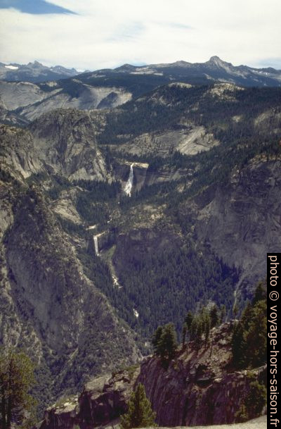 Nevada Falls et Vernal Falls sur le Merced River. Photo © André M. Winter