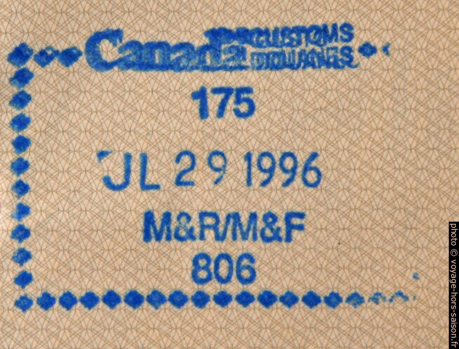 Visa canadien de Surrey. Photo © André M. Winter