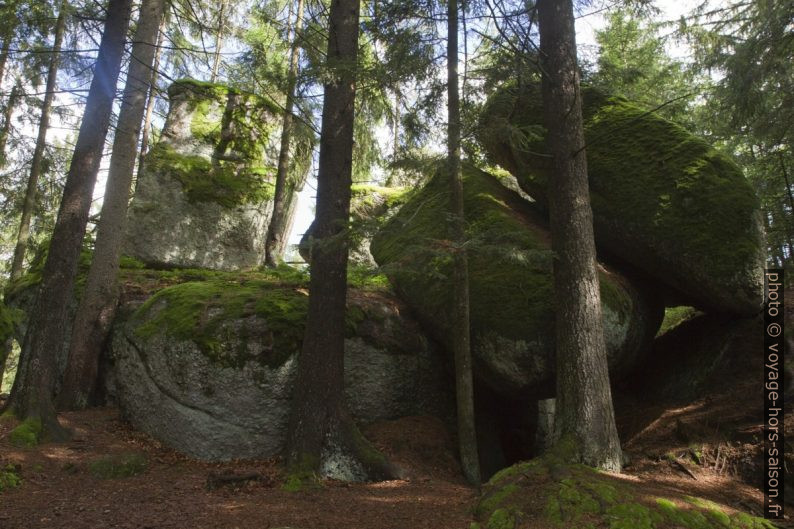 Une des grottes de Fahrthofer Höhlen à Altmelon. Photo © Alex Medwedeff