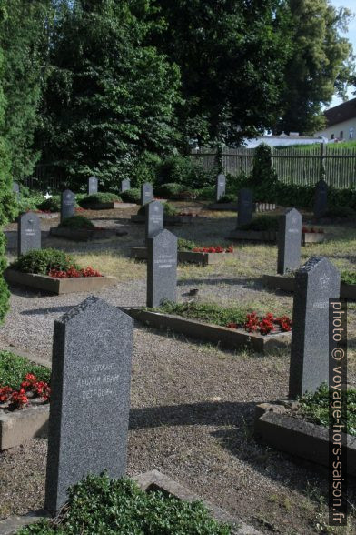 Pierres tombales du cimetière russe à Zwettl. Photo © Alex Medwedeff