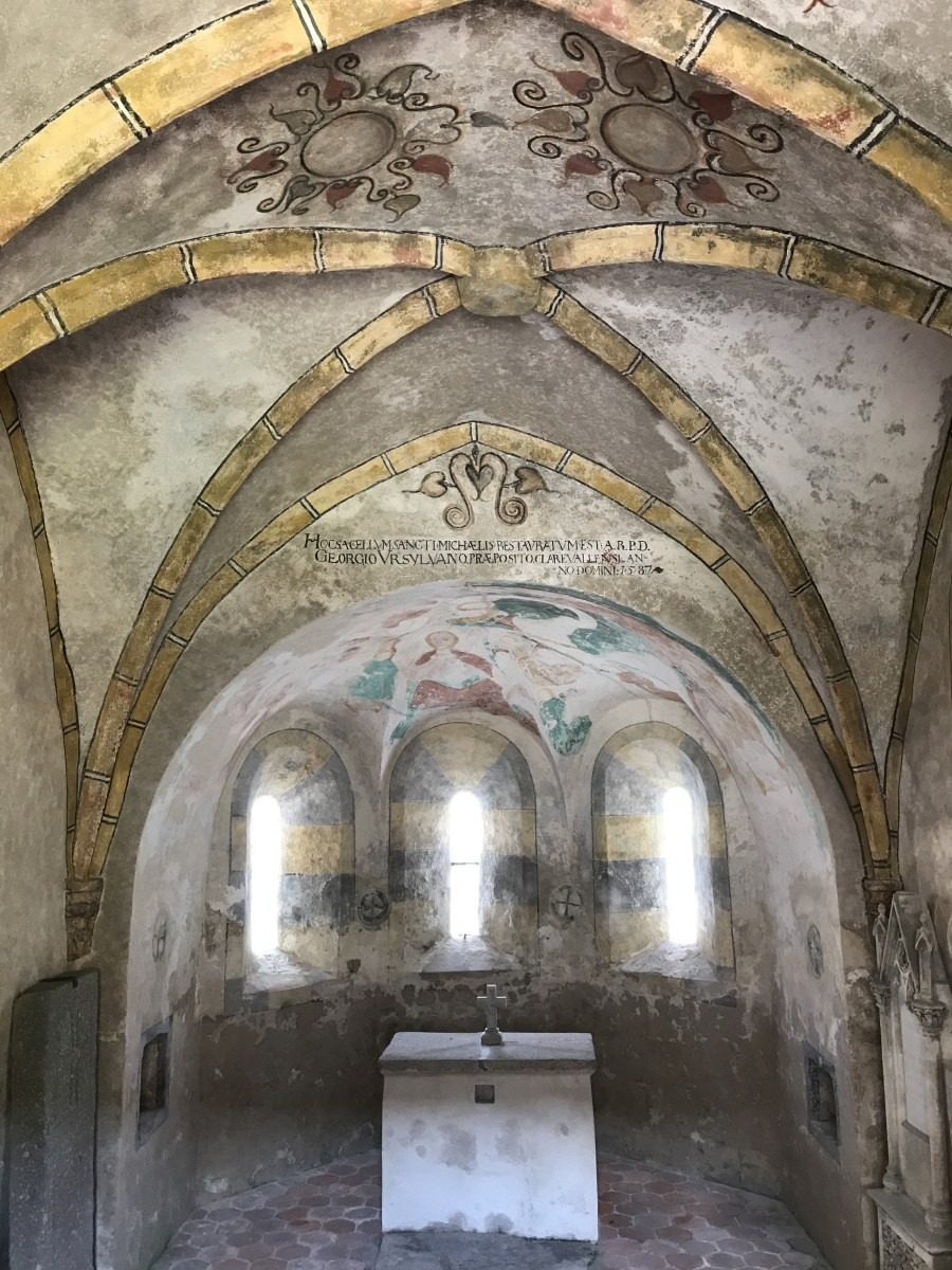 La nef de la chapelle Michaelskapelle à Zwettl. Photo © Alex Medwedeff