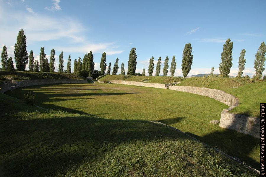 Amphithéâtre romain civil de Carnuntum. Photo © André M. Winter
