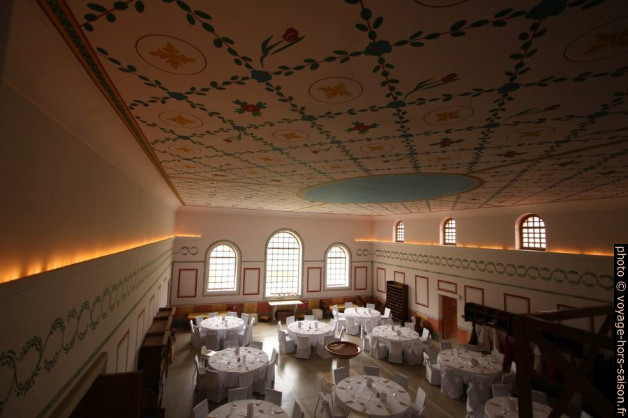 La salle de la Basilika Therarum de Carnuntum préparée pour un mariage . Photo © André M. Winter