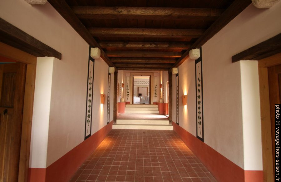 Couloir principal des petites thermes de Carnuntum. Photo © André M. Winter