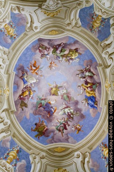 Une des fresques du plafond de la bibliothèque d’Admont. Photo © Alex Medwedeff
