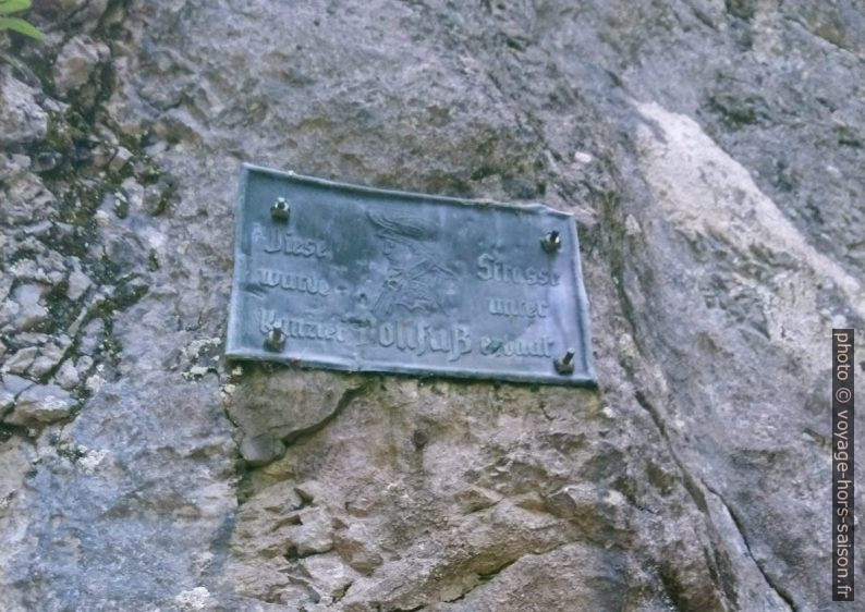 Monument à l'autocrate Dollfuss dans la vallée Bluntautal. Photo © André M. Winter