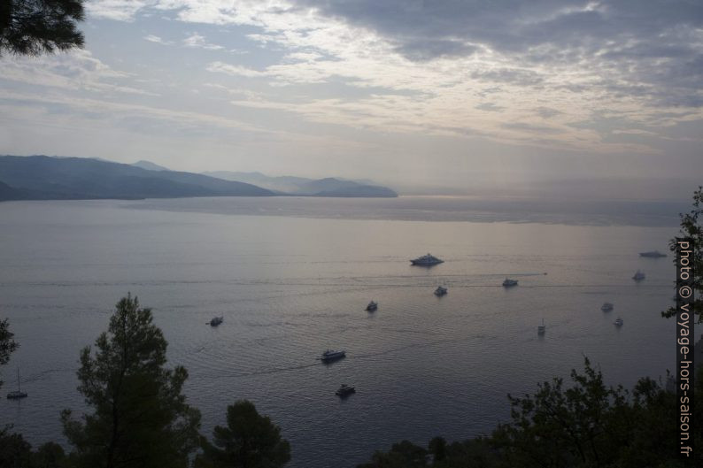 Le Golfe de Tigullio. Photo © Alex Medwedeff