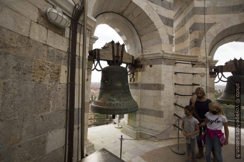 Le dernier étage des cloches de la Tour de Pise. Photo © André M. Winter