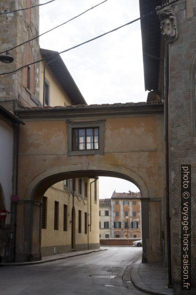 Passage sur la Via Santa Maria. Photo © Alex Medwedeff