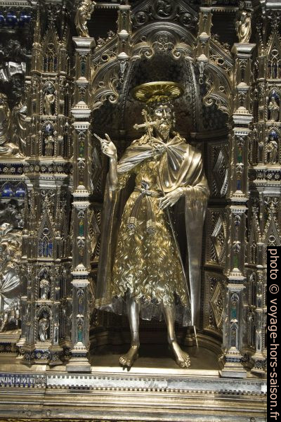 Détail du l'autel en argent du baptistère de Florence. Photo © André M. Winter