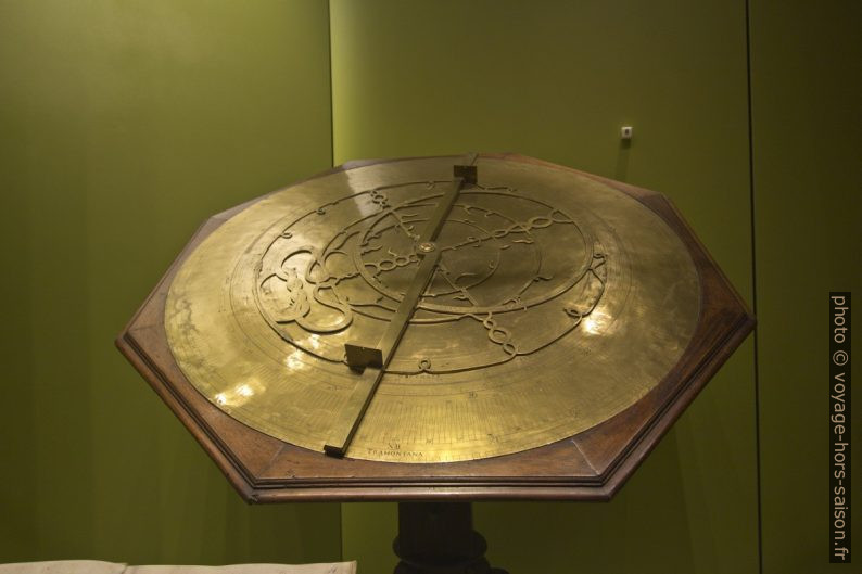 Astrolabe du 16e siècle. Photo © André M. Winter