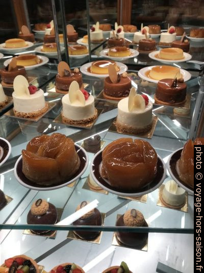 Pâtisseries du Café Gilli à Florence. Photo © Alex Medwedeff