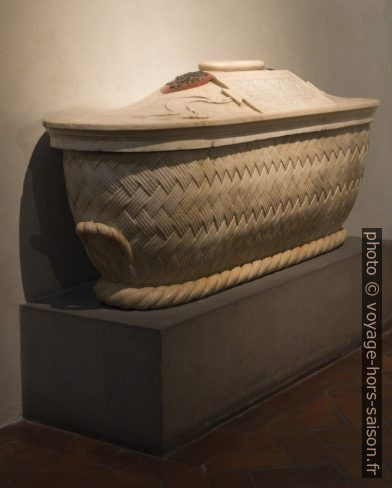 Sarcofago di Biccolò e Fioretta Martelli. Photo © André M. Winter