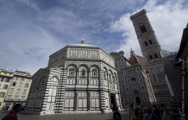 Le Baptistère et la Cathédrale de Florence. Photo © André M. Winter