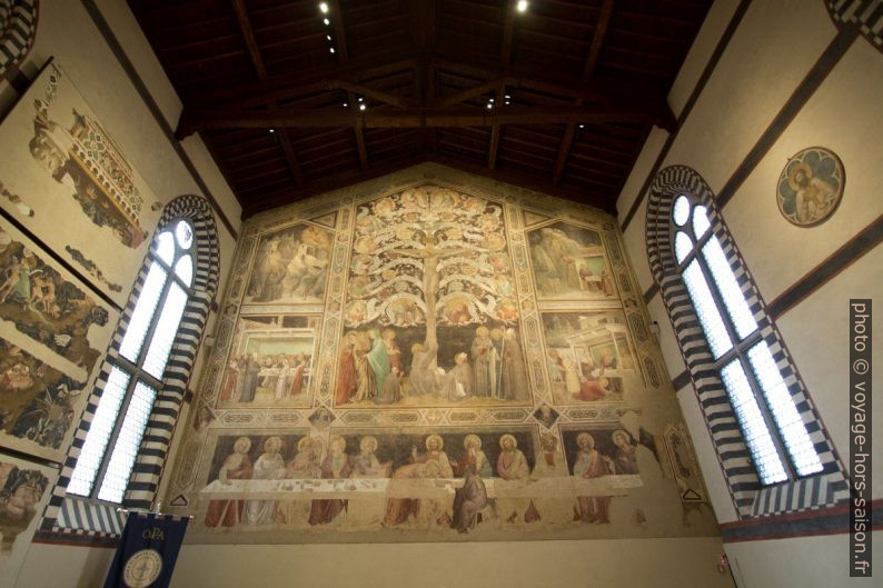 Réfectoire de Santa Croce avec fresques de Taddeo Gaddi. Photo © André M. Winter