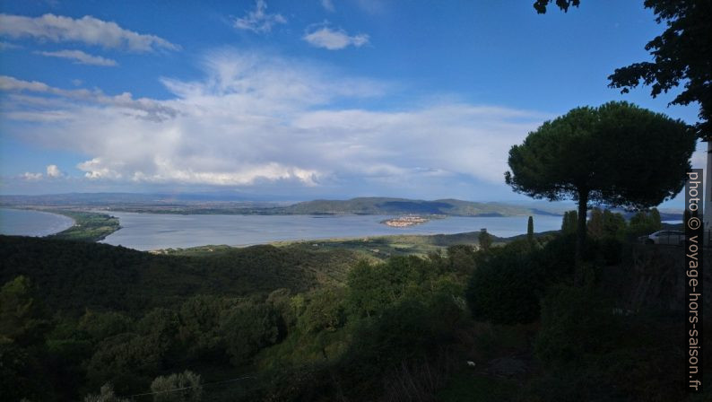 La Giannella et Laguna di Orbetello. Photo © André M. Winter