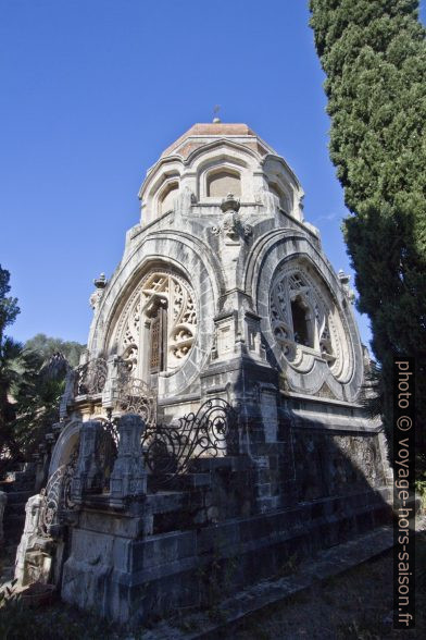 Mausoleo Vivarelli nel cimitero di Talamone. Photo © André M. Winter