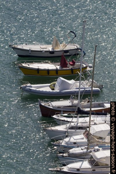 Petits bateaux à Porto Ercole. Photo © André M. Winter