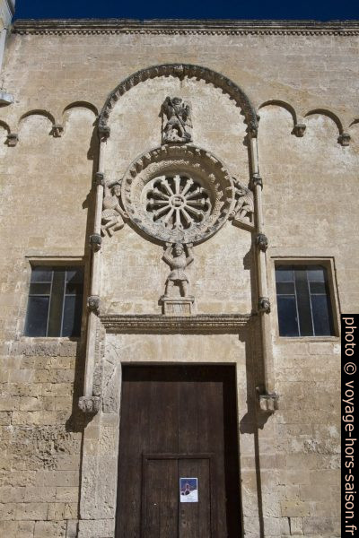 Rosette de la Chiesa di San Domenico. Photo © André M. Winter