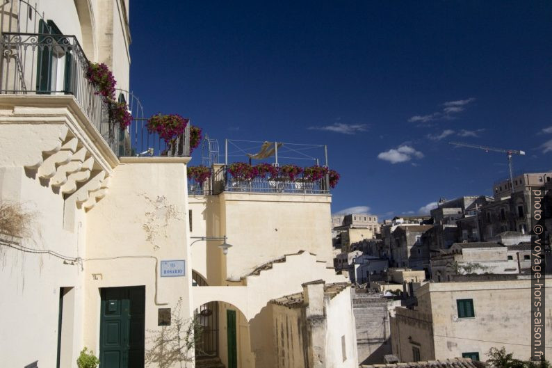 Une terrasse dans le centre de Matera. Photo © André M. Winter