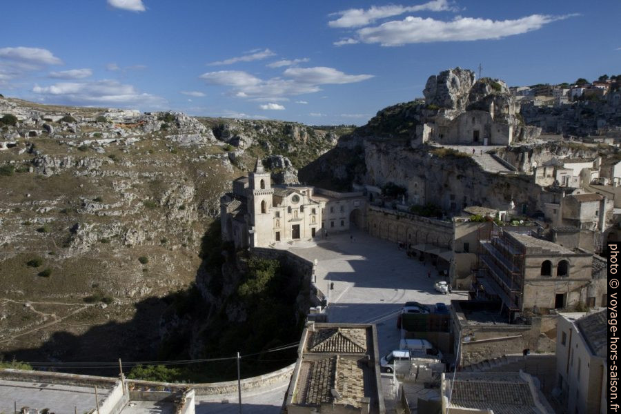 Rocher avec l'église rupestre Santa Maria di Idris à Matera. Photo © Alex Medwedeff