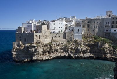 Polignano à Mare vue de Pentma Chiatt. Photo © Alex Medwedeff