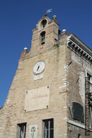 Palazzo degli Anziani. Photo © Alex Medwedeff