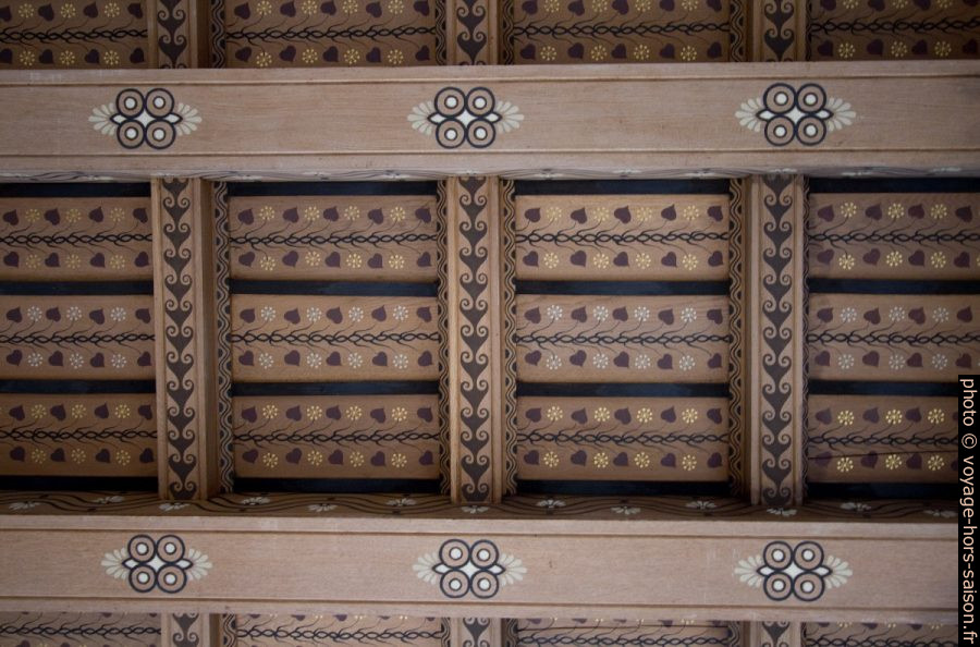 Plafond décoré de l'Oïkos dédié aux arts de la Villa Kérylos. Photo © André M. Winter