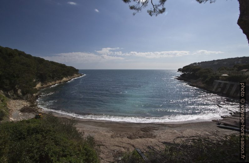 Plage de l'Anse des Fossettes. Photo © André M. Winter