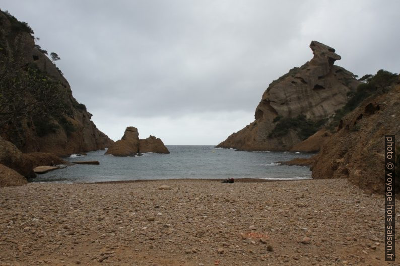 La plage de l'Anse de Figuerolles. Photo © Alex Medwedeff