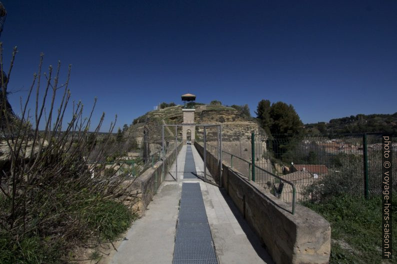 Accès sud à l'aqueduc de l'Horloge. Photo © André M. Winter