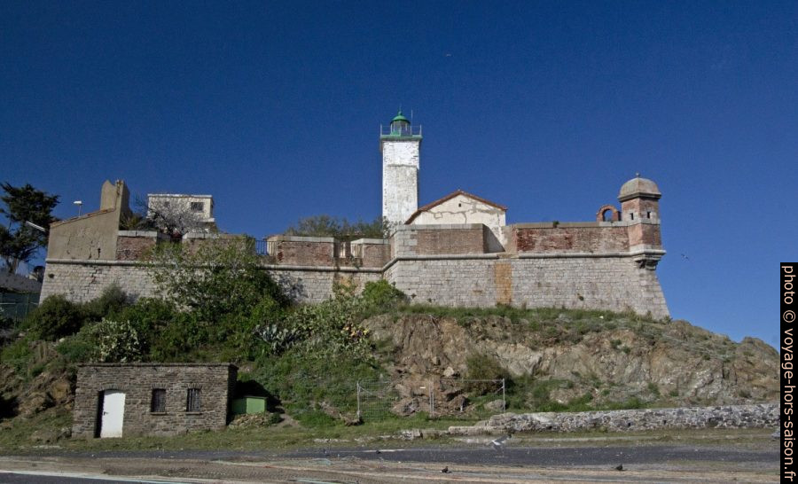 Fort du Fanal et le phare de Port-Vendres. Photo © André M. Winter